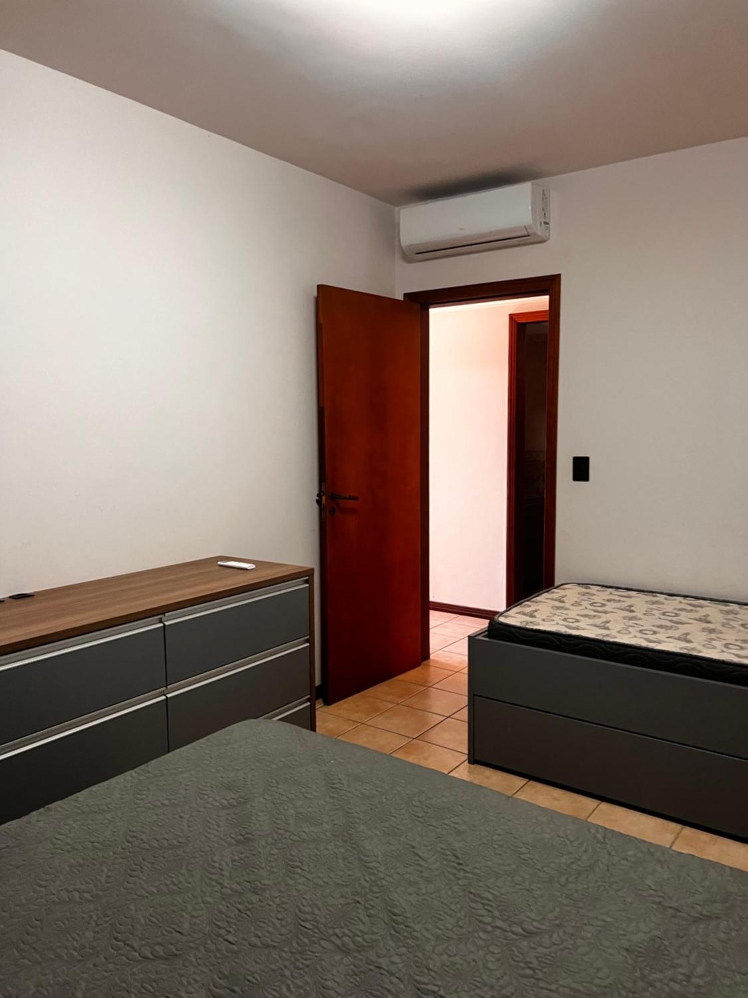 Apto Avenida Atlantica 3 Dorm *